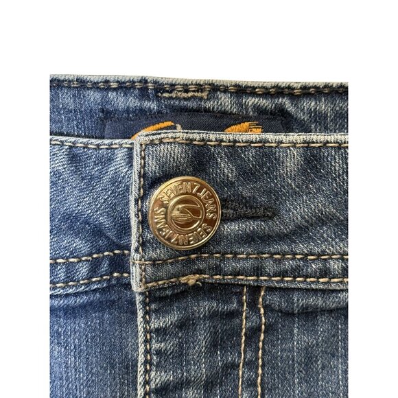 Seven7 Womens Distressed Denim Jean Shorts With Frayed Hem & Embroidered Size 14 - Picture 2 of 8